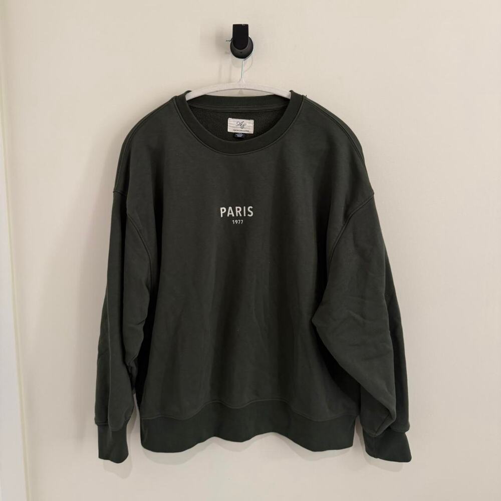 women’s dark green AMERICAN EAGLE embroidered PARIS 1977 crewneck sweatshirt [L]